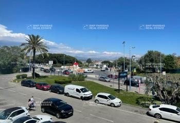 Local commercial à louer Villeneuve-Loubet - Zone Marina Airport