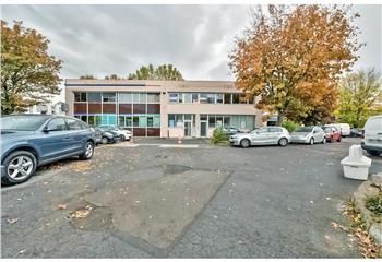 Bureaux à louer Torcy - Proche arrêt de bus