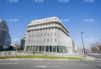 Location bureaux Le Bouscat - Proximité transports et commerces