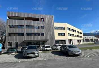 Location bureaux Grenoble - Proche transports en commun