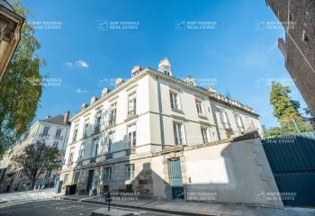 Location bureaux Rennes centre-ville - Proche transports en commun