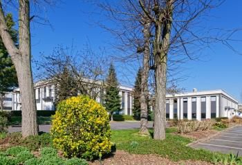 Local d'activité à louer Cergy - Proche transports et axes routiers