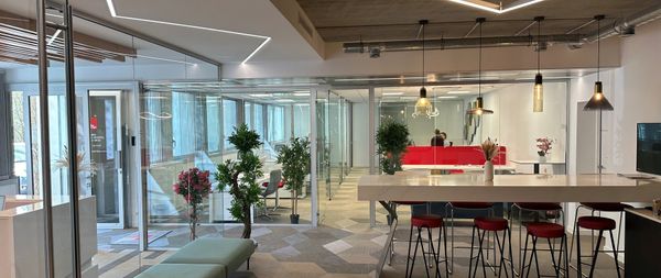 Arthur Loyd Nice Sophia Antipolis & Var Est