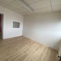 Location de bureau de 325 m² à Blanquefort - 33290 photo - 3
