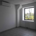 Location de bureau de 188 m² à Blyes - 01150 photo - 6