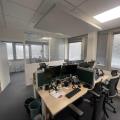 Location de bureau de 190 m² à Bruges - 33520 photo - 1