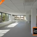 Location de bureau de 1 046 m² à Bruges - 33520 photo - 7