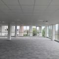 Location de bureau de 407 m² à Bruges - 33520 photo - 9