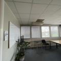 Location de bureau de 195 m² à Bruges - 33520 photo - 4