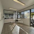 Location de bureau de 30 m² à Carros - 06510 photo - 2