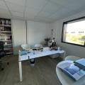 Location de bureau de 200 m² à Fondettes - 37230 photo - 3