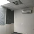 Location de bureau de 150 m² à Gémenos - 13420 photo - 3