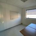Location de bureau de 616 m² à L'Isle-Jourdain - 32600 photo - 1