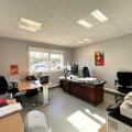 Location de bureau de 290 m² à Martigues - 13500 photo - 2