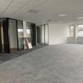 Location de bureau de 1 500 m² à Ploufragan - 22440 photo - 5