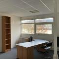 Location de bureau de 230 m² à Saint-Cyr-sur-Loire - 37540 photo - 2