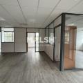 Location de bureau de 346 m² à Saint-Genis-Laval - 69230 photo - 9