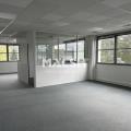 Location de bureau de 346 m² à Saint-Genis-Laval - 69230 photo - 4