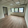 Location de bureau de 325 m² à Thiers - 63300 photo - 3