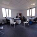 Location de bureau de 116 m² à Voisins-le-Bretonneux - 78960 photo - 6