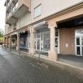 Location de local commercial de 66 m² à Neuville-sur-Saône - 69250 photo - 1