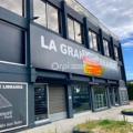 Location de local commercial de 1 000 m² à Saint-Laurent-du-Var - 06700 photo - 1