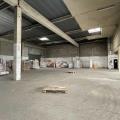 Location d'entrepôt de 4 530 m² à Bruges - 33520 photo - 3