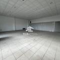 Location d'entrepôt de 324 m² à La Cornuaille - 49440 photo - 2