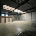 Location d'entrepôt de 2 600 m² à Roncq - 59223 photo - 3