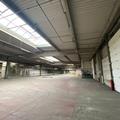 Location d'entrepôt de 4 000 m² à Saint-Genis-Laval - 69230 photo - 3
