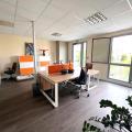 Bureau en vente de 85 m² à Rillieux-la-Pape - 69140 photo - 2