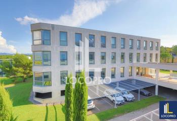 Location bureau Aix-en-Provence (13290) - 163 m² à Aix-en-Provence - 13100