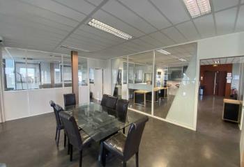 Location bureau Bordeaux (33100) - 239 m² à Bordeaux - 33000