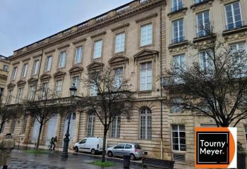 Location bureau Bordeaux (33000) - 64 m²