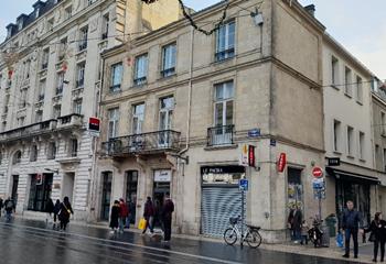 Location bureau Bordeaux (33000) - 107 m² à Bordeaux - 33000