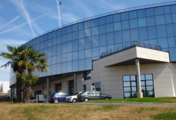 Location bureau Bry-sur-Marne (94360) - 2902 m²