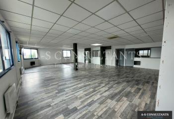 Location bureau Chassieu (69680) - 300 m² à Chassieu - 69680