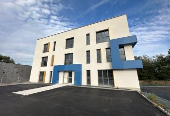 Location bureau Châteaubourg (35220) - 996 m² à Châteaubourg - 35220