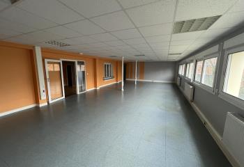 Location bureau Le Bourget (93350) - 262 m² au Bourget - 93350