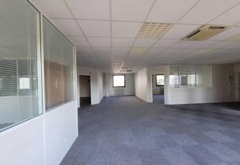 Location bureau Lisses (91090) - 451 m² à Lisses - 91090