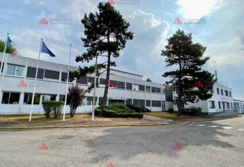 Location bureau Longvic (21600) - 2272 m²