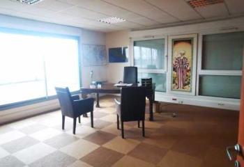 Location bureau Magny-le-Hongre (77700) - 169 m² à Magny-le-Hongre - 77700