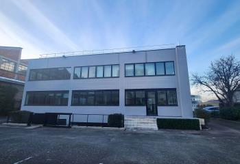 Location bureau Nanterre (92000) - 717 m² à Nanterre - 92000
