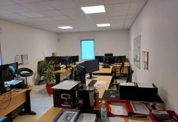 Location bureau Nantes (44000) - 69 m²