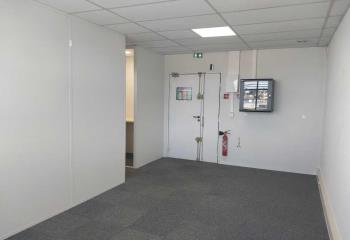 Location bureau Nîmes (30900) - 46 m²