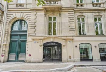 Location bureau Paris 8 (75008) - 1430 m²