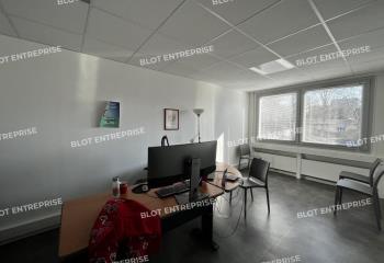 Location bureau Rennes (35000) - 176 m² à Rennes - 35000
