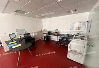 Location bureau Rennes (35000) - 150 m²
