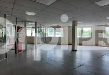 Location bureau Rillieux-la-Pape (69140) - 101 m²