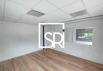 Location bureau Riom (63200) - 130 m² à Riom - 63200
